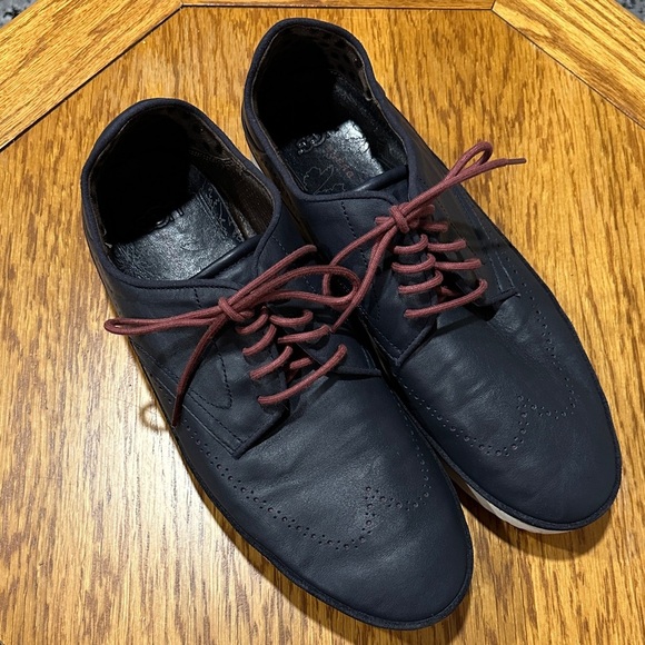 *UGG* Men\'s Navy Leather Cali Wing Toe Shoes w/ Maroon Laces Size 13 main image 12
